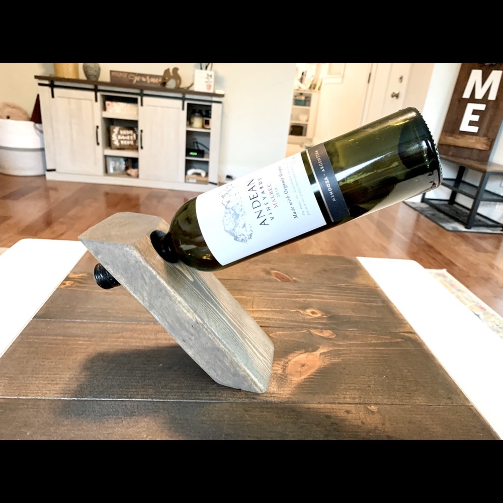 Floating Wine Holder